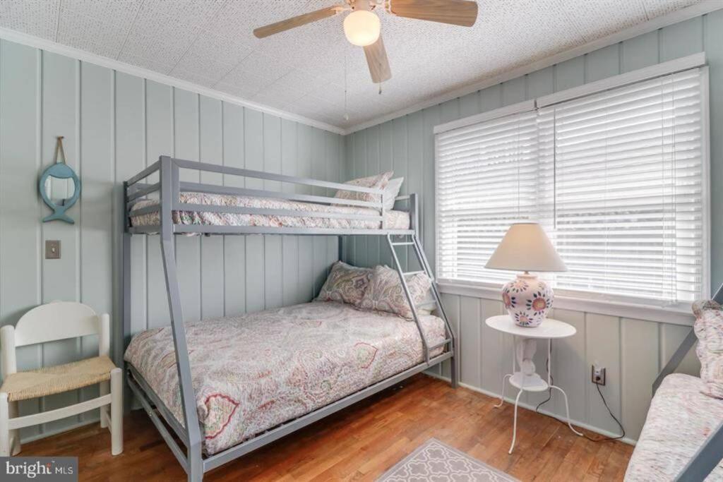 Holiday home Quaint Block Cottage, 100 Steps To The