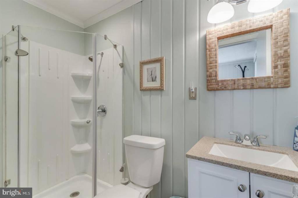 Quaint Block Cottage, 100 Steps To The *