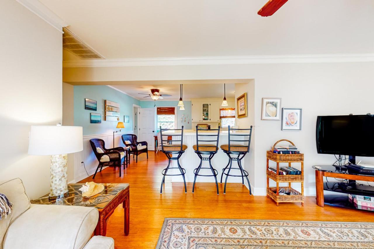 Rehoboth Three7351 Ninth St Holiday home *